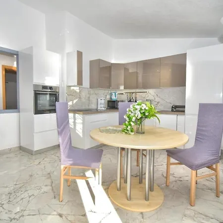 Bartulic Apartment